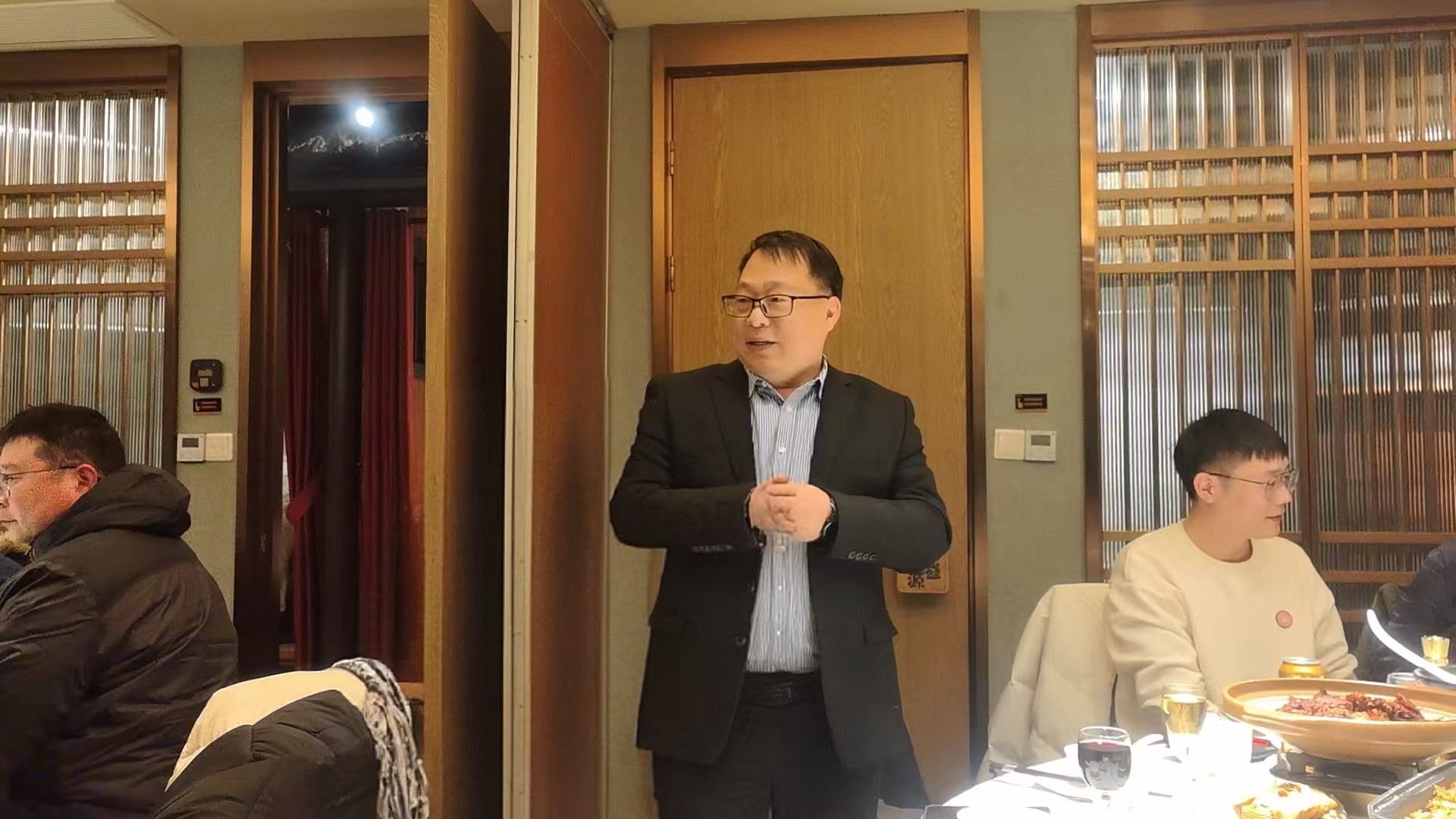 1737442527138755.jpg 614c98f4a4cc71592506125b70720a3.jpg